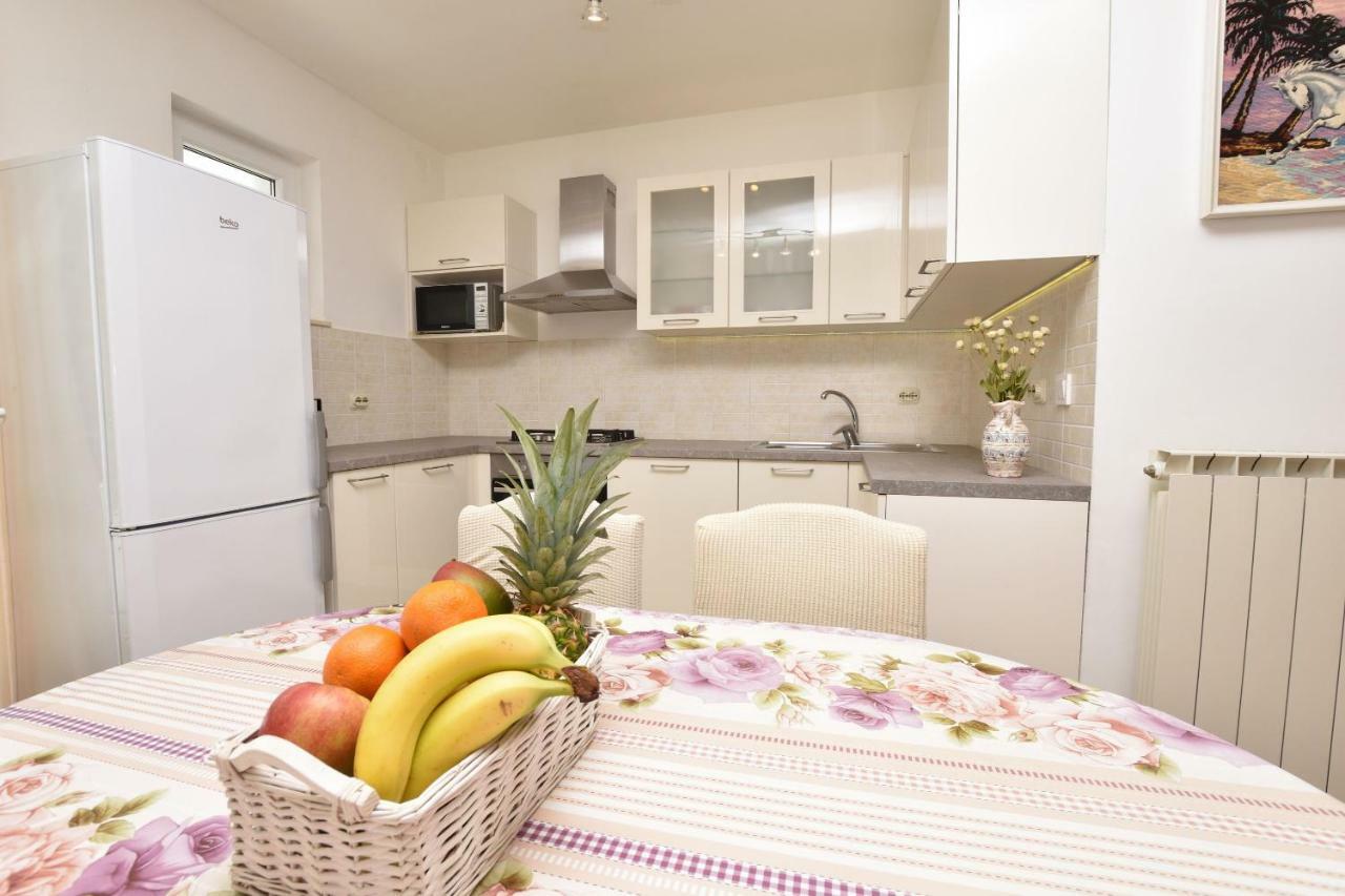 Apartments Brico พรีมอชเตน ภายนอก รูปภาพ