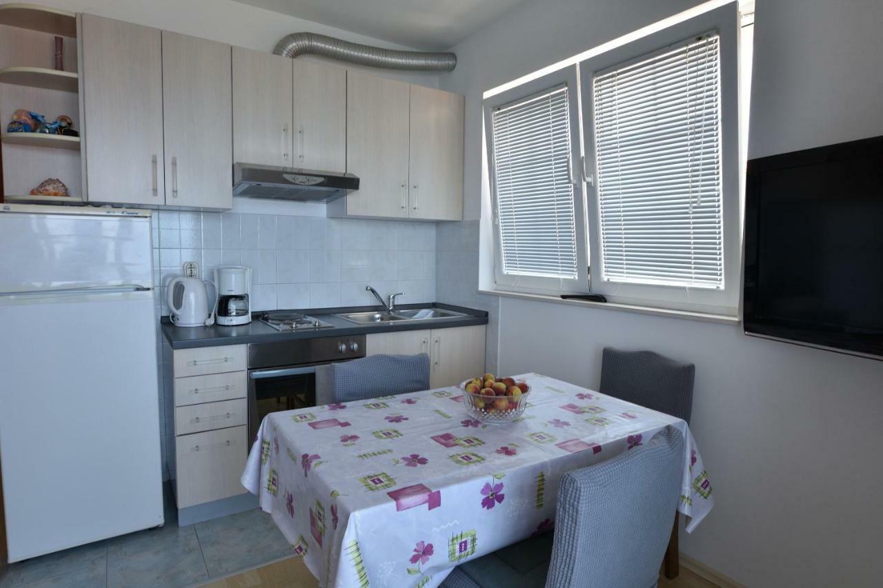 Apartments Brico พรีมอชเตน ภายนอก รูปภาพ
